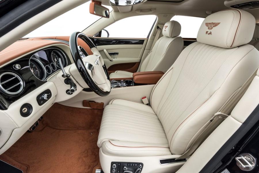 Интерьер Bentley Flying Spur V8 S by Startech 2017 года  (фото 8 из 8)